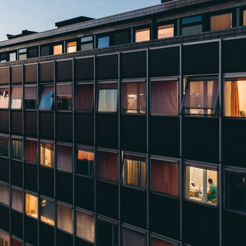 Vous m&rsquo;avez appelée, qu&rsquo;est-ce que je peux faire pour vous?